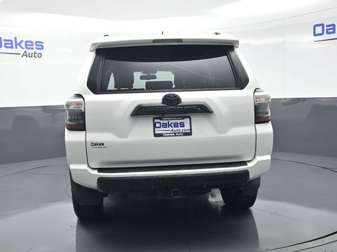 Used 2018 Toyota 4Runner TRD Off-Road Premium image 7