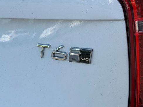 Used 2018 Volvo XC90 T6 Inscription w/ Convenience Package AWD/4WD image 9