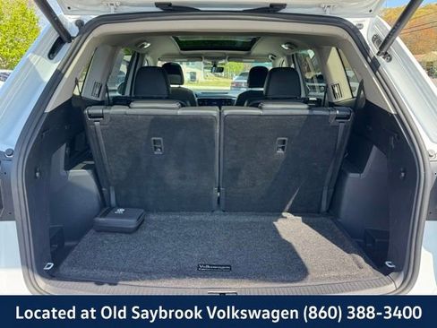 Used 2023 Volkswagen Atlas SE w/ Panoramic Sunroof Package AWD/4WD image 23