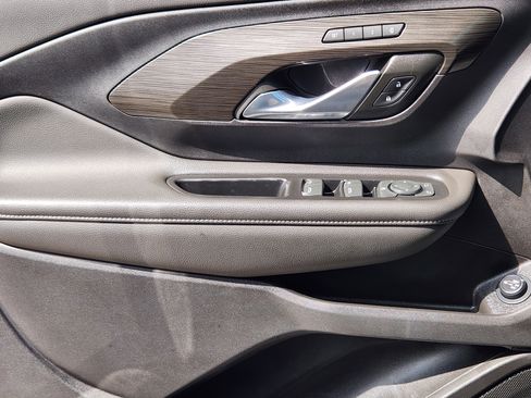 Certified 2023 GMC Terrain SLT w/ Tech Package image 23