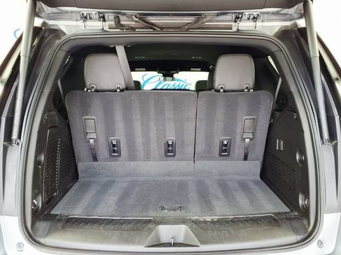Used 2025 Chevrolet Tahoe LT AWD/4WD image 10
