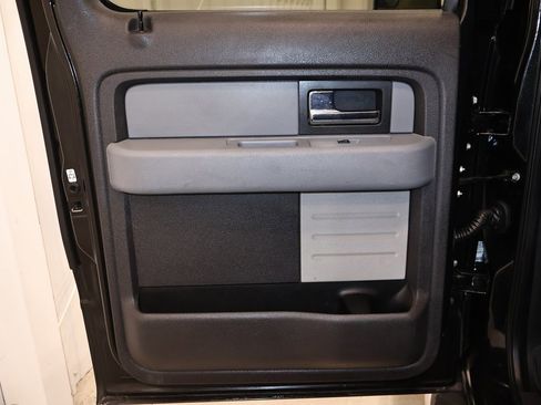 Used 2013 Ford F150 XLT w/ Luxury Equipment Group image 13