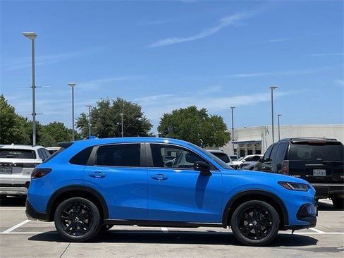 New 2026 Honda HR-V Sport image 3