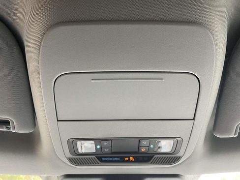 New 2025 Ford F150 XLT image 8