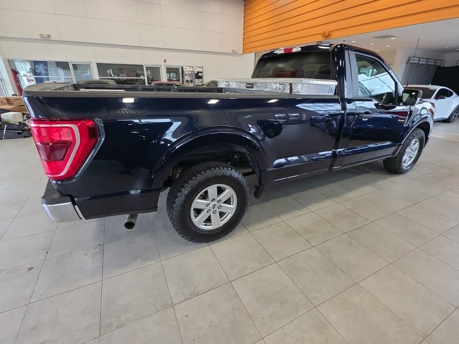 Used 2022 Ford F150 XL w/ Equipment Group 101A High RWD image 9