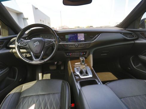 Used 2020 Buick Regal Avenir w/ Driver Confidence Package II FWD image 11