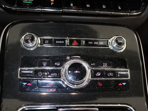 Used 2022 Lincoln Nautilus AWD w/ Premium Package image 32