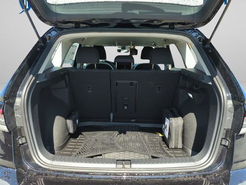 New 2026 Volkswagen Taos S image 19