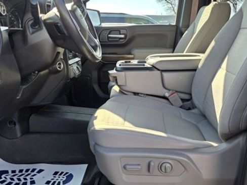 Used 2022 Chevrolet Silverado 1500 RST image 10