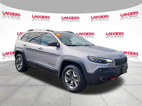Used 2019 Jeep Cherokee Trailhawk w/ Cold Weather Group image 1