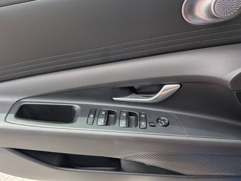 Certified 2023 Hyundai Elantra SEL FWD image 29