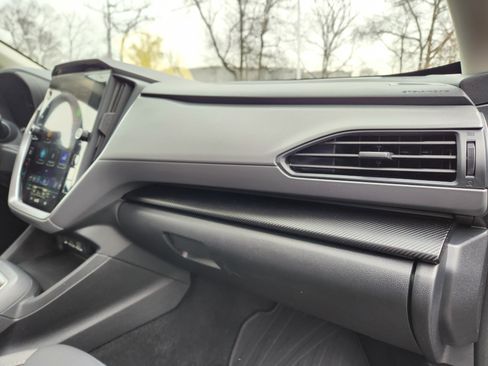 Certified 2025 Subaru Crosstrek 2.5i Premium image 17