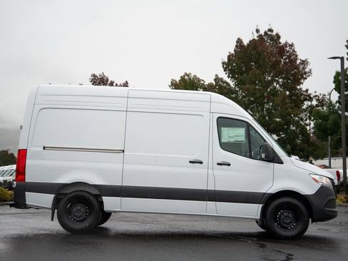 New 2026 Mercedes-Benz Sprinter 2500 image 5