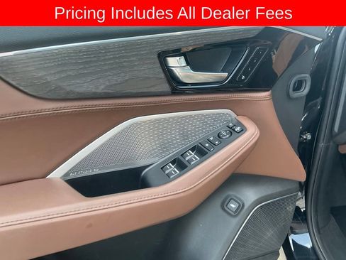 Used 2023 Acura MDX SH-AWD w/ Advance Package image 10