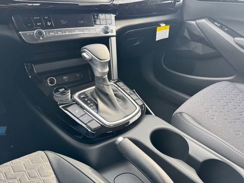 New 2026 Kia Seltos S image 15
