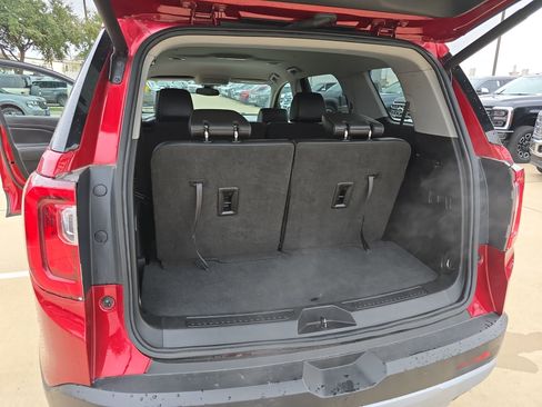 Used 2023 GMC Acadia SLT image 23