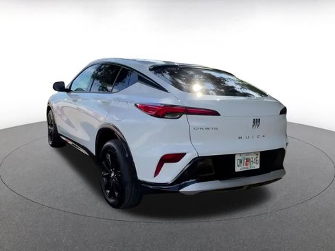 Used 2025 Buick Envista Sport Touring image 11