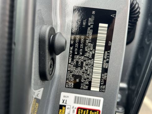 New 2026 Toyota Highlander Platinum image 22