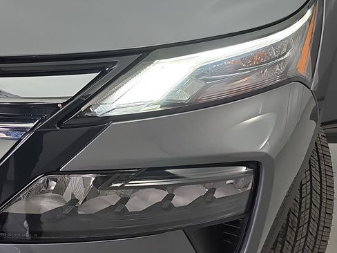 Certified 2024 Nissan Rogue SL image 31