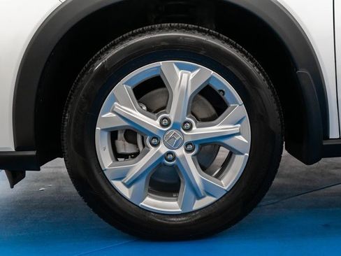 Certified 2023 Honda HR-V LX image 2