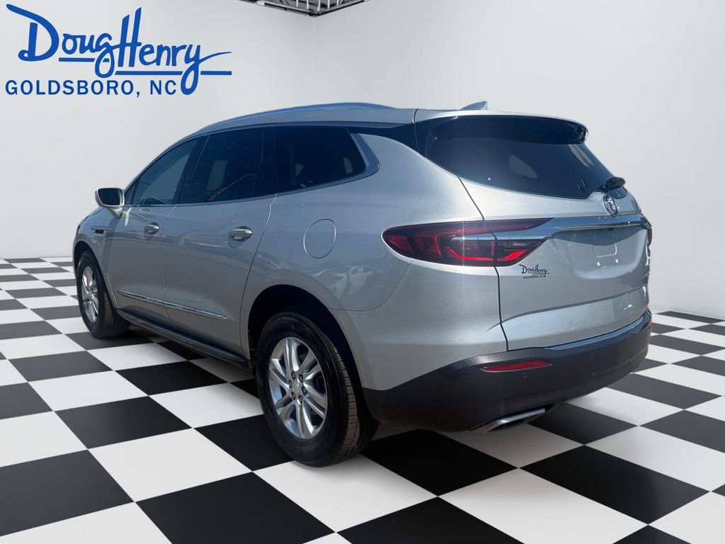 Used 2019 Buick Enclave Essence w/ LPO, Luxury Package AWD/4WD image 3