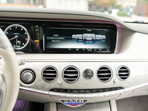 Used 2016 Mercedes-Benz S 550 4MATIC Sedan w/ Premium Package image 31