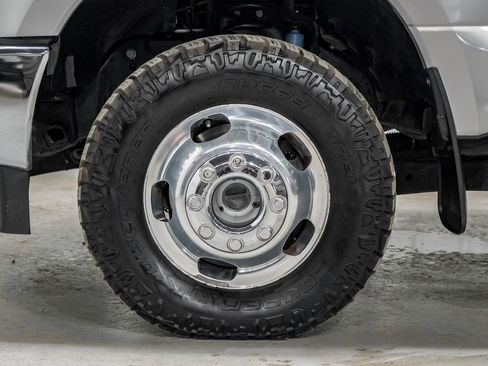 Used 2019 Ford F350 Lariat w/ Lariat Value Package AWD/4WD image 63
