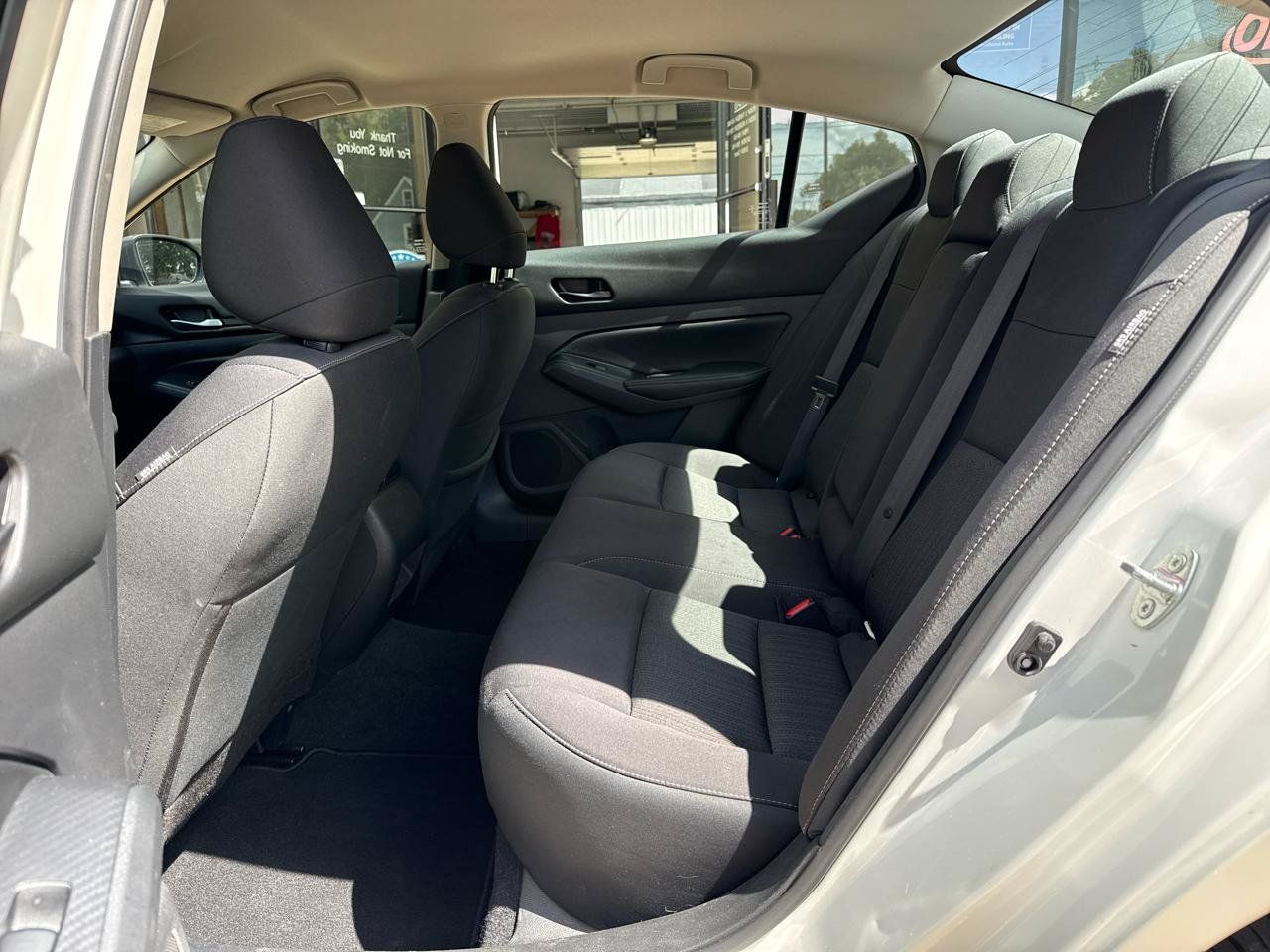 Used 2024 Nissan Altima 2.5 SV FWD image 16