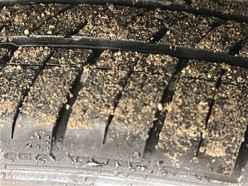 Used 2023 Ford Escape Platinum w/ Premium Technology Package image 26