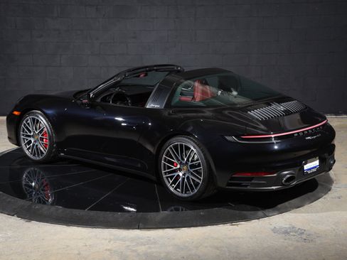 Used 2022 Porsche 911 Targa 4S AWD/4WD image 12
