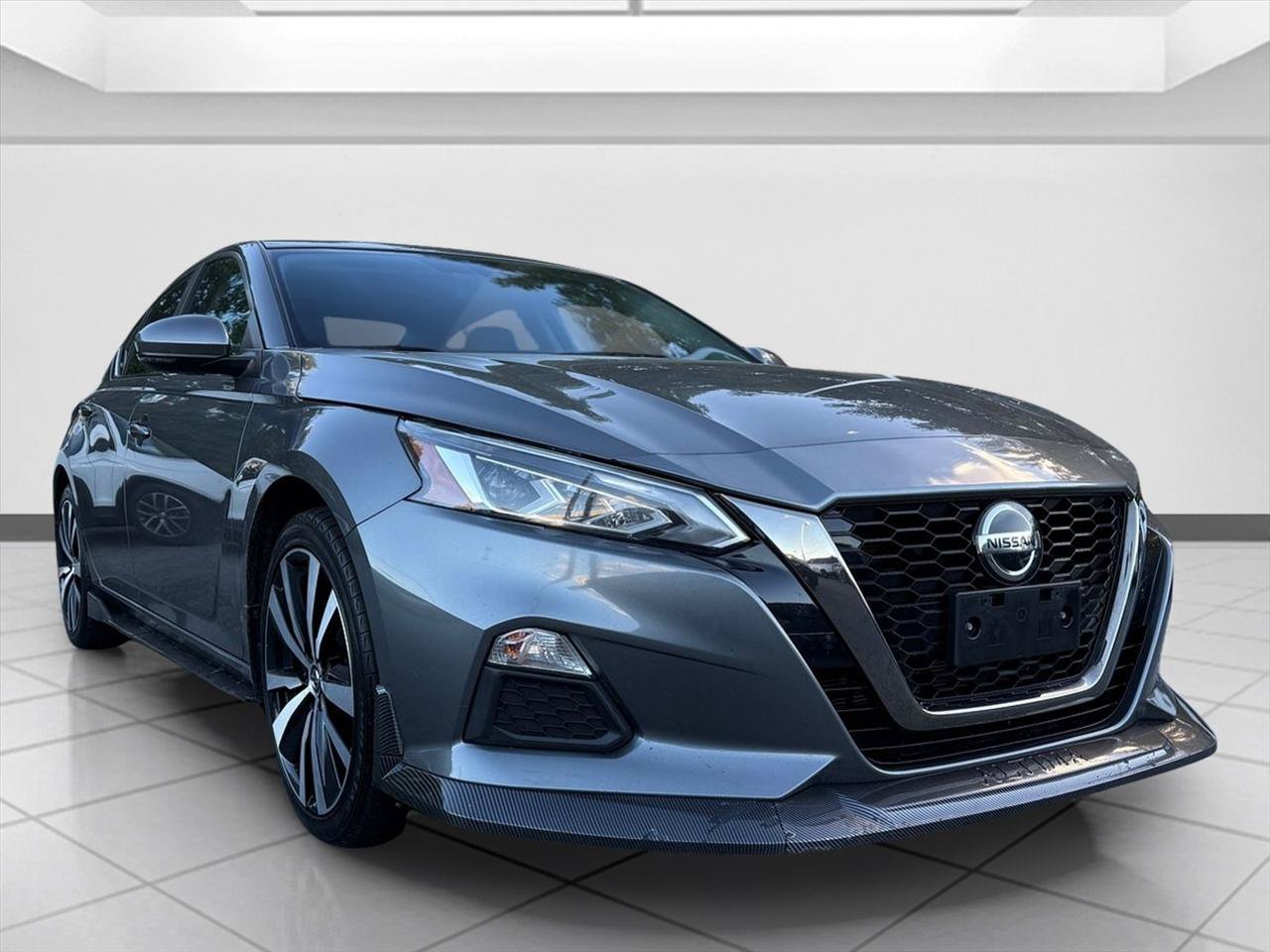 Used 2021 Nissan Altima 2.5 SR w/ SR Premium Package AWD/4WD image 7