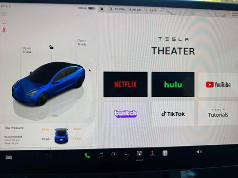 Used 2022 Tesla Model 3 Performance image 37