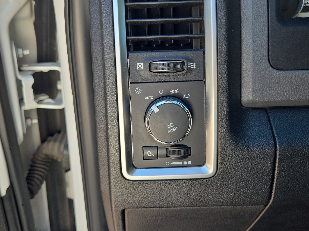 Used 2019 RAM 1500 Big Horn RWD image 18