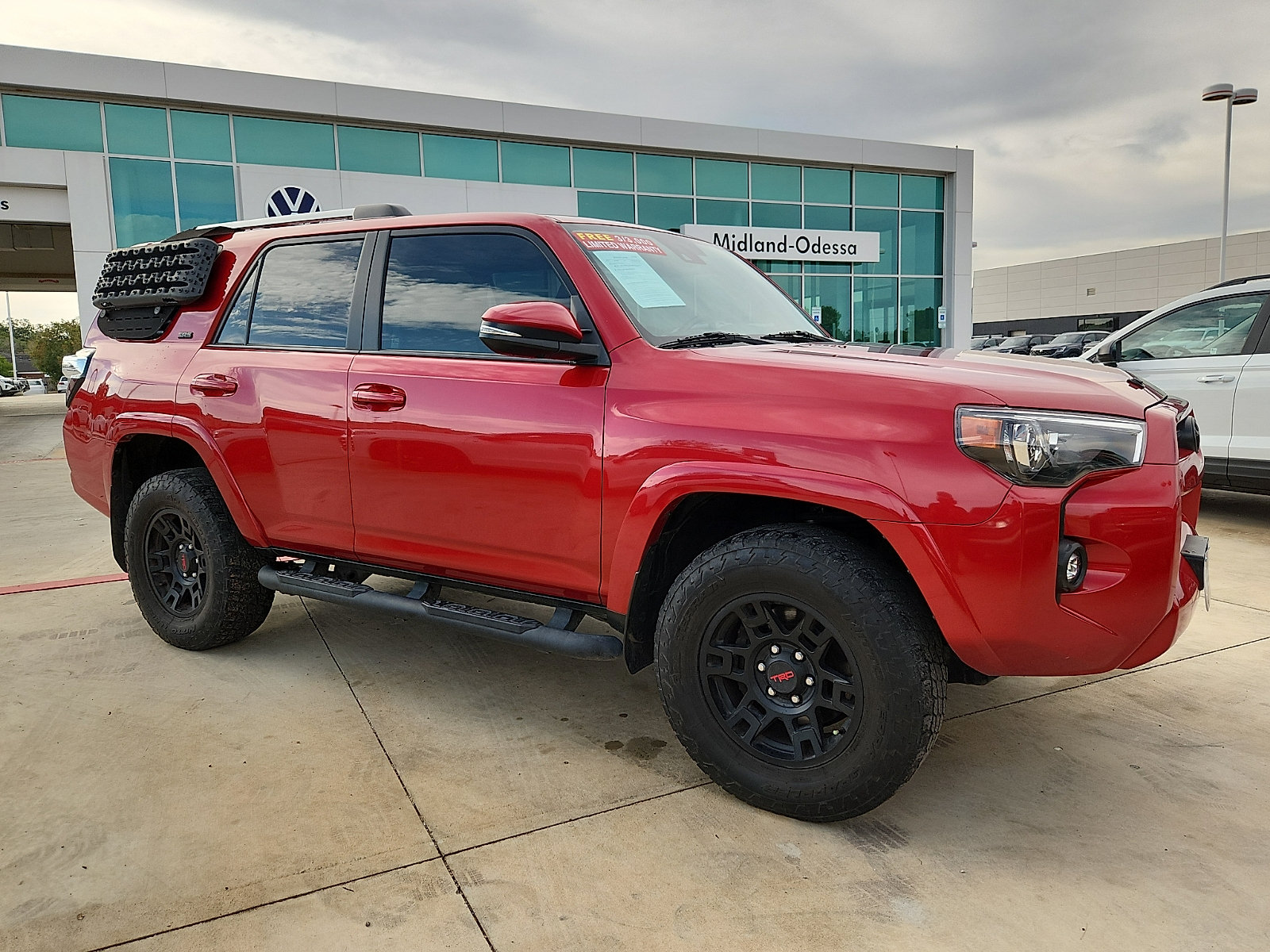 Used 2024 Toyota 4Runner SR5 Premium w/ Moonroof Package AWD/4WD image 6