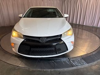 Used 2016 Toyota Camry SE FWD video 2