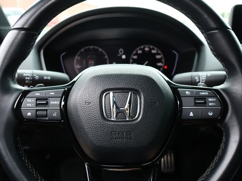 Used 2023 Honda Civic Sport image 11