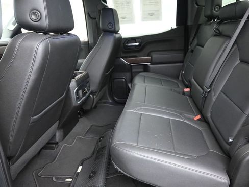 Used 2021 GMC Sierra 1500 SLT w/ SLT Convenience Package AWD/4WD image 14