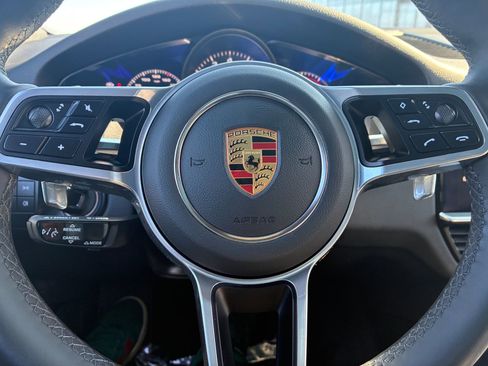 Certified 2023 Porsche Cayenne image 32