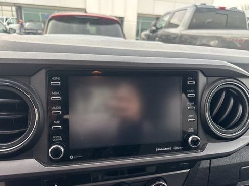 Used 2021 Toyota Tacoma TRD Sport image 21