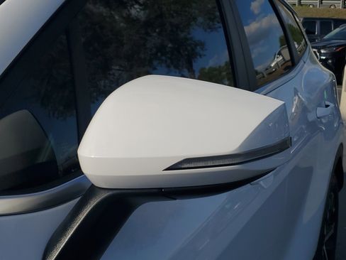 Used 2024 Kia Sportage EX image 4