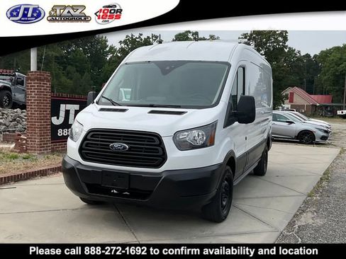 Used 2018 Ford Transit 250 148 Medium Roof RWD image 3