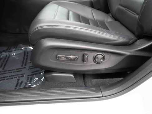 Used 2023 Honda CR-V EX-L image 12