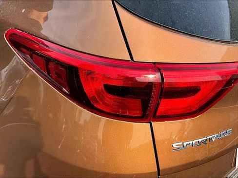 Used 2019 Kia Sportage LX w/ LX Popular Package AWD/4WD image 21