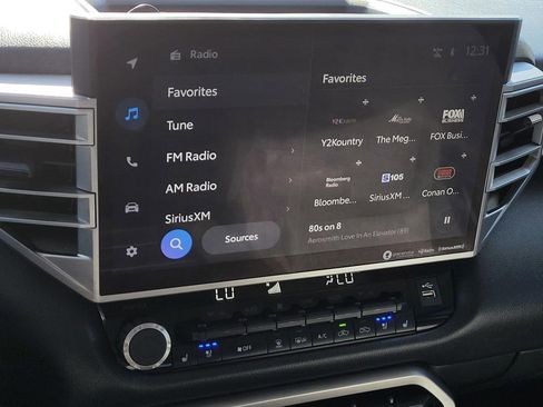 Used 2022 Toyota Tundra Limited image 25