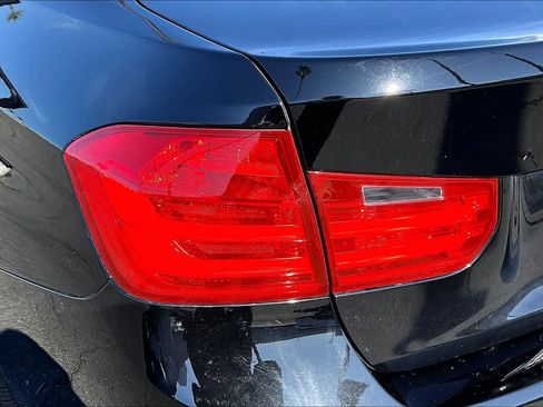 Used 2014 BMW 320i Sedan image 28