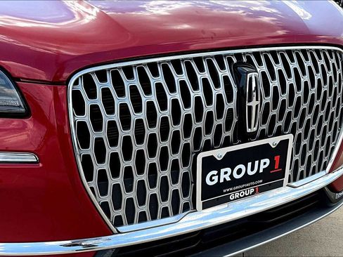 Used 2024 Lincoln Corsair Premiere image 29