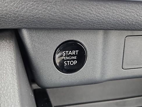 New 2025 Nissan Rogue SV image 8