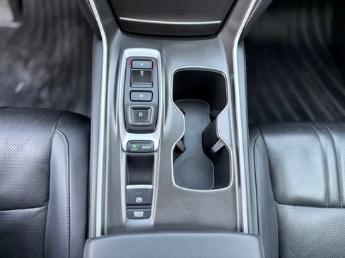 Used 2022 Honda Accord Touring image 23