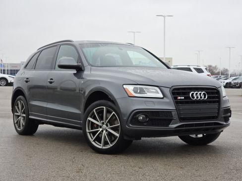 Used 2016 Audi SQ5 Premium Plus w/ Technology Package image 2