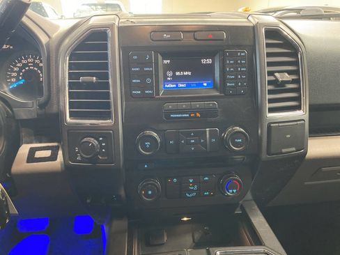 Used 2016 Ford F150 XLT image 10